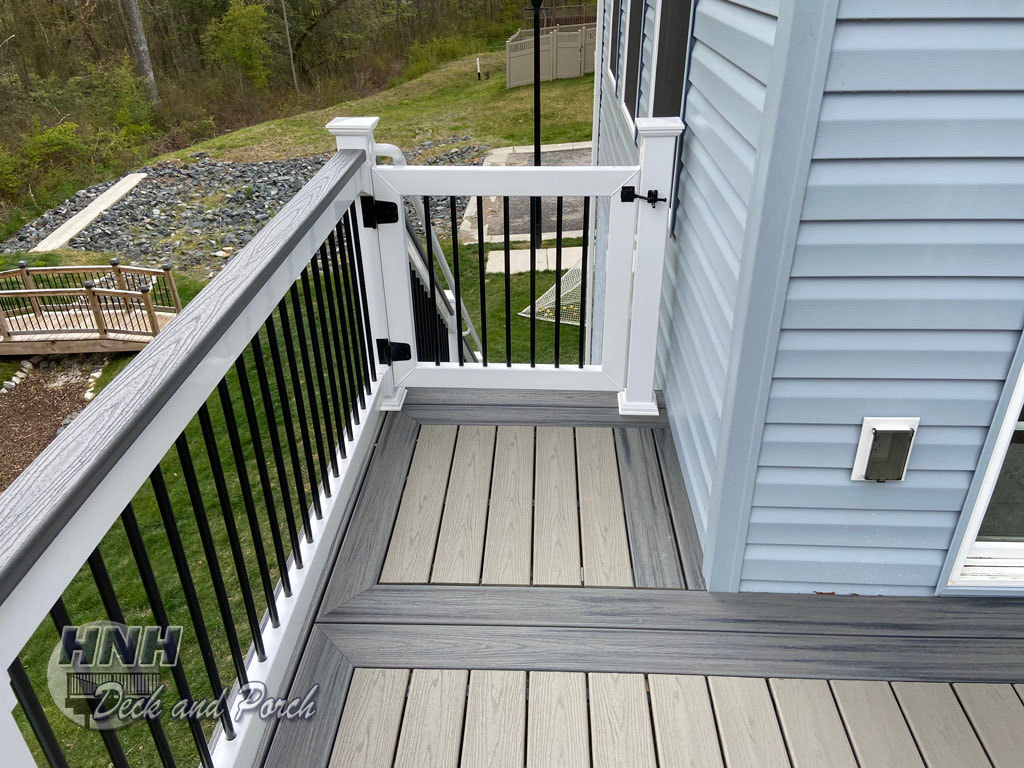 Deck with gate using Trex decking